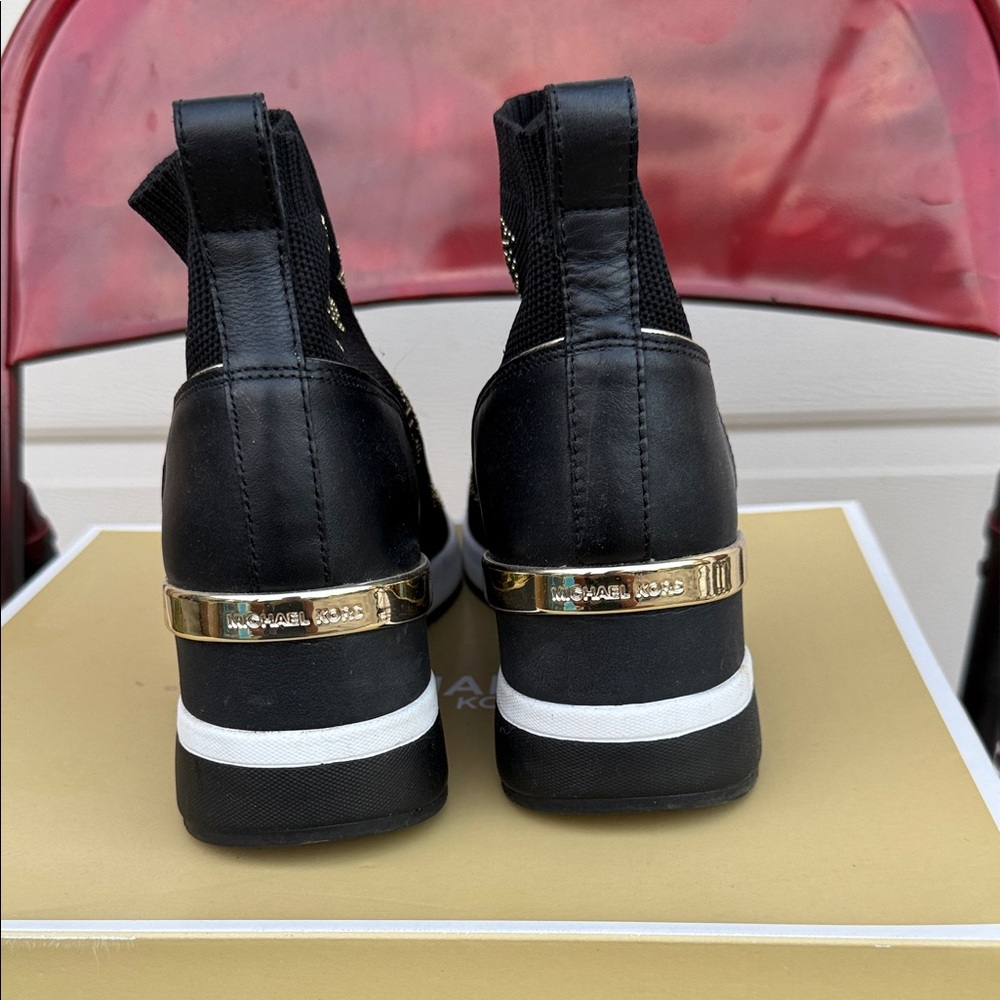 Michael Kors Black and Gold Knit Sneakers with Box - Picture 6 of 9